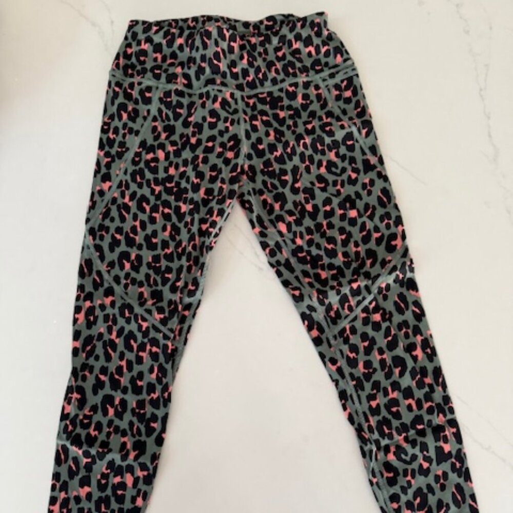 Sweaty Betty Power 7/8 Green Leopard Print Leggings Size Small